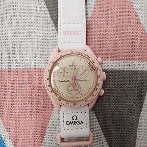 🍊Swatch X Omega Moonswatch Mission To Venus